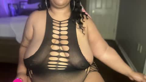 Snapshot of meetsouthernpeach chatting on 16, 12, 2024 Southern Peach online show from 16, 12, 2024