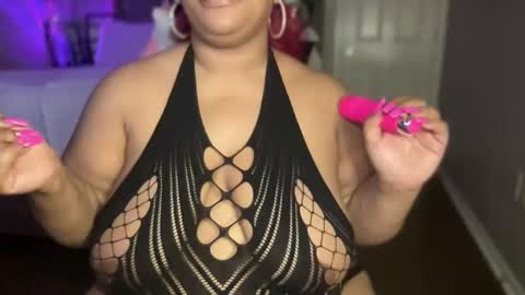 Snapshot of meetsouthernpeach chatting on 5, 1, 2025 Southern Peach online show from 5, 1, 2025