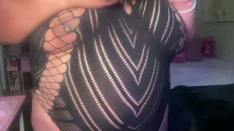 Snapshot of meetsouthernpeach chatting on 13, 7, 2026 Southern Peach online show from 13, 7, 2026