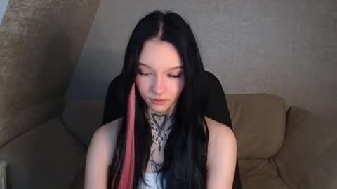 Snapshot of mefwhore chatting on 10, 3, 2025 mefwhOre online show from 10, 3, 2025