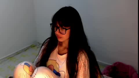 Snapshot of meg4nmiau chatting on 18, 5, 2026 Meg4n Miauuuu online show from 18, 5, 2026