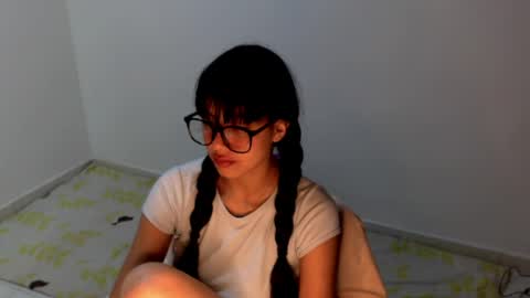 Snapshot of meg4nmiau chatting on 3, 6, 2026 Meg4n Miauuuu online show from 3, 6, 2026