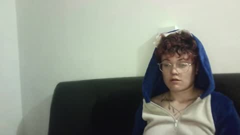 Snapshot of megan_coop3r_ chatting on 2, 2, 2025 Megan and sophi online show from 2, 2, 2025