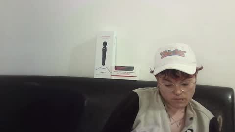 Snapshot of megan_coop3r_ chatting on 27, 2, 2025 Megan and sophi online show from 27, 2, 2025