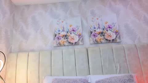 Carolina Paez online show from 19, 12, 2025