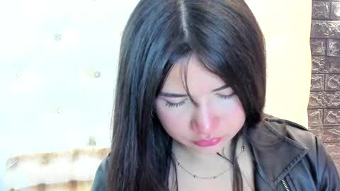     online show from 12, 2, 2025