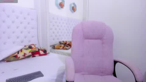 Megan online show from 6, 4, 2026