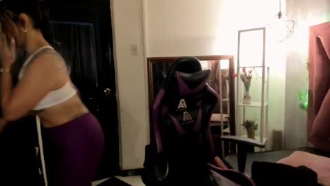 Snapshot of megan_inked_ chatting on 23, 2, 2025 online show from 23, 2, 2025