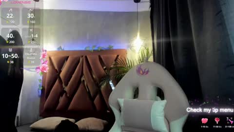 Snapshot of megan_inked_ chatting on 9, 3, 2025 online show from 9, 3, 2025