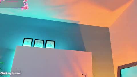 Snapshot of megan_inked_ chatting on 22, 10, 2025 online show from 22, 10, 2025