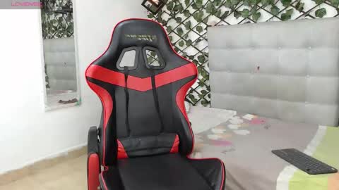 megan online show from 17, 9, 2025