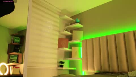     online show from 27, 9, 2025