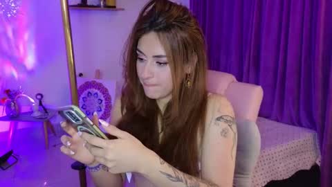                 Laura                 online show from 21, 3, 2026