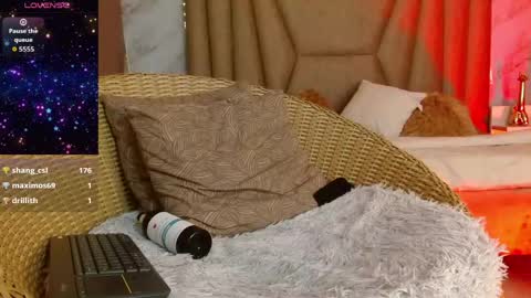 Snapshot of megan_saint chatting on 29, 4, 2026 megan_saint online show from 29, 4, 2026
