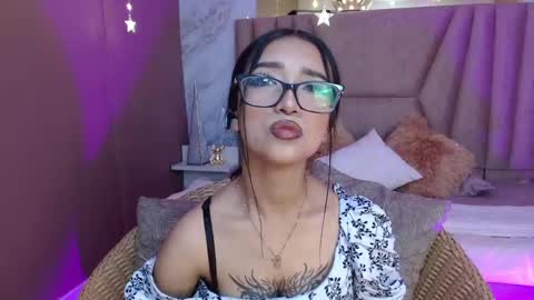 Snapshot of megan_saint chatting on 18, 5, 2026 megan_saint online show from 18, 5, 2026