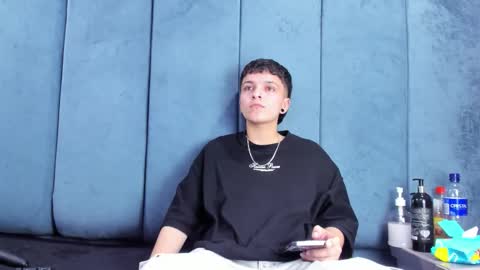 megan_thompsonn_ online show from 27, 3, 2026