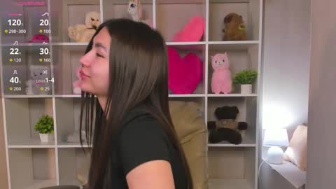 Snapshot of megan_williamms chatting on 1, 10, 2025 Megan online show from 1, 10, 2025