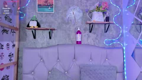 Snapshot of megan_xoxo1 chatting on 4, 12, 2025 Megan online show from 4, 12, 2025