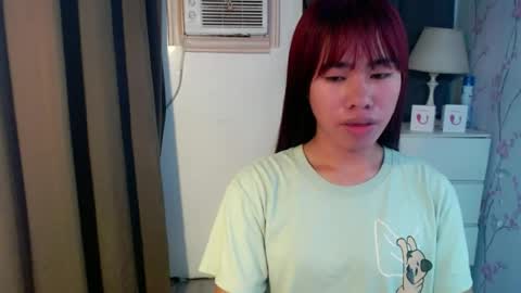 Snapshot of megan_younng chatting on 27, 5, 2026 MEGAN online show from 27, 5, 2026