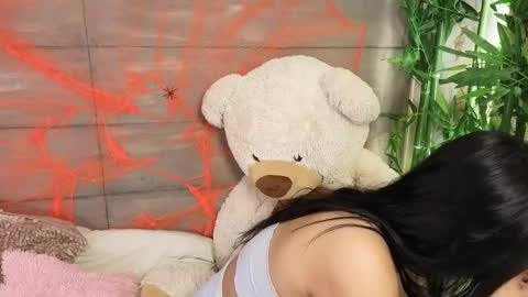 Megan  online show from 12, 10, 2025