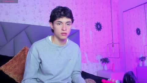 meganandtayler online show from 27, 11, 2025