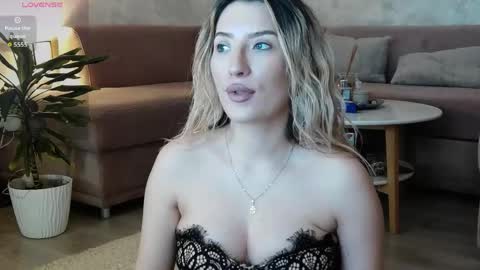 Megan online show from 19, 5, 2026