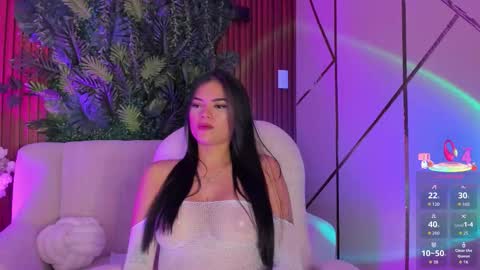Snapshot of meganfox9 chatting on 8, 10, 2025 Megan Nice to meet you online show from 8, 10, 2025