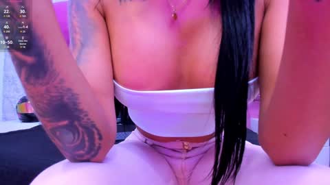 Snapshot of meganfoxxi_ chatting on 18, 12, 2024 MeganFOXXI online show from 18, 12, 2024