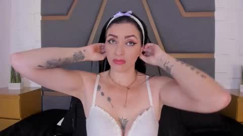 Snapshot of meganhofman chatting on 20, 9, 2025 Megan Hofman online show from 20, 9, 2025