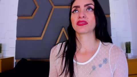 Snapshot of meganhofman chatting on 25, 10, 2025 Megan Hofman online show from 25, 10, 2025