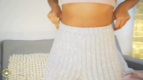 Snapshot of megann__sweet chatting on 17, 9, 2025 Mara online show from 17, 9, 2025