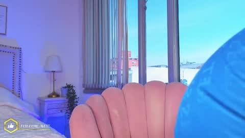 Snapshot of megann__sweet chatting on 27, 4, 2026 Mara online show from 27, 4, 2026