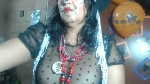 Snapshot of meganny_2023 chatting on 1, 11, 2025 Danny online show from 1, 11, 2025