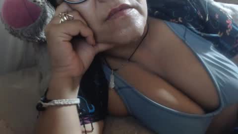 Snapshot of meganny_2023 chatting on 14, 11, 2025 Danny online show from 14, 11, 2025