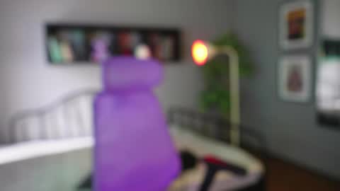 Snapshot of meganpeach_ chatting on 27, 11, 2025 meganpeach_ online show from 27, 11, 2025