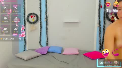 Snapshot of meganqueen2 chatting on 27, 12, 2024 Megan Queen online show from 27, 12, 2024