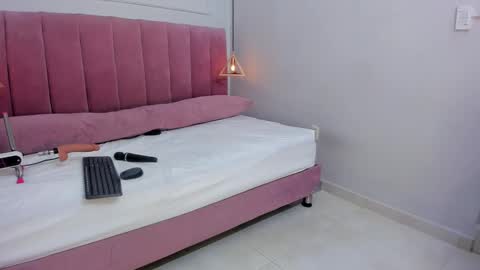 Megan  online show from 22, 2, 2025