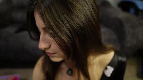 megga_bluee online show from 1, 10, 2025