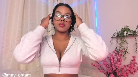 Snapshot of meggancarter chatting on 3, 2, 2025 online show from 3, 2, 2025