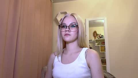 Mia online show from 18, 3, 2026