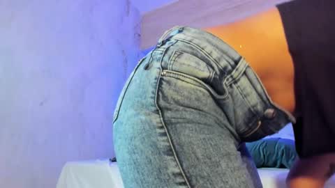 Snapshot of meggy_mae chatting on 9, 1, 2026 MEGGY MAE online show from 9, 1, 2026