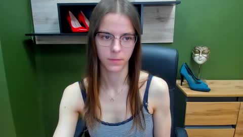 Snapshot of megi_erotic chatting on 5, 12, 2025 Megi online show from 5, 12, 2025