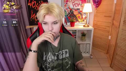 Snapshot of mekurisu chatting on 1, 3, 2025 mekurisu online show from 1, 3, 2025