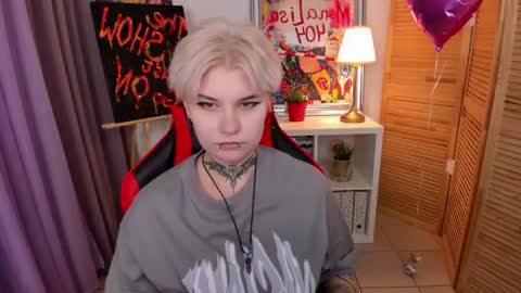 Snapshot of mekurisu chatting on 3, 3, 2025 mekurisu online show from 3, 3, 2025