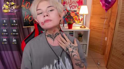 Snapshot of mekurisu chatting on 4, 3, 2025 mekurisu online show from 4, 3, 2025