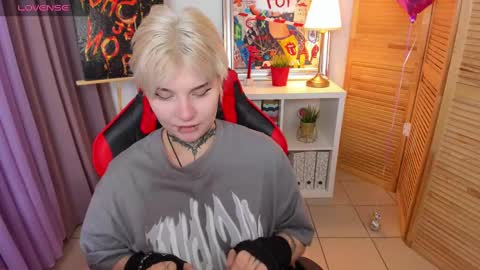 Snapshot of mekurisu chatting on 7, 3, 2025 mekurisu online show from 7, 3, 2025