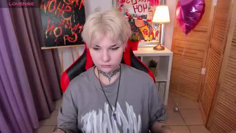 Snapshot of mekurisu chatting on 11, 3, 2025 mekurisu online show from 11, 3, 2025