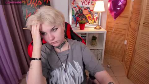 Snapshot of mekurisu chatting on 11, 3, 2025 mekurisu online show from 11, 3, 2025