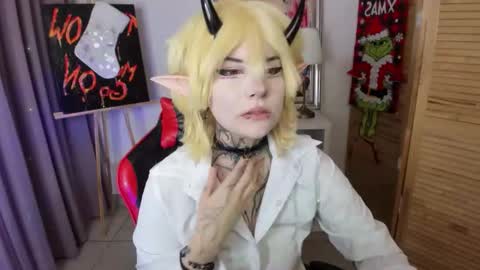 Snapshot of mekurisu chatting on 15, 12, 2025 mekurisu online show from 15, 12, 2025