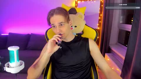 Snapshot of mel_kallen chatting on 23, 9, 2025 MelKallen online show from 23, 9, 2025